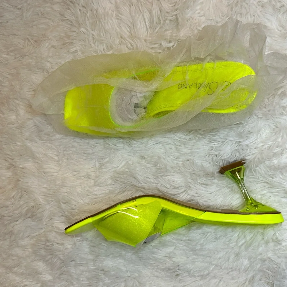 Sandals - Picture 2 of 4